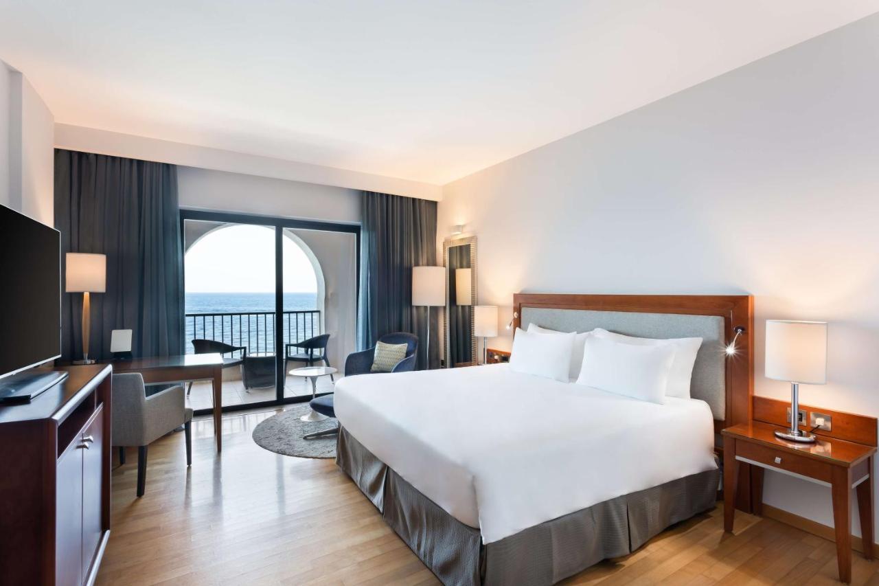 Szálloda Radisson Blu Resort, Malta