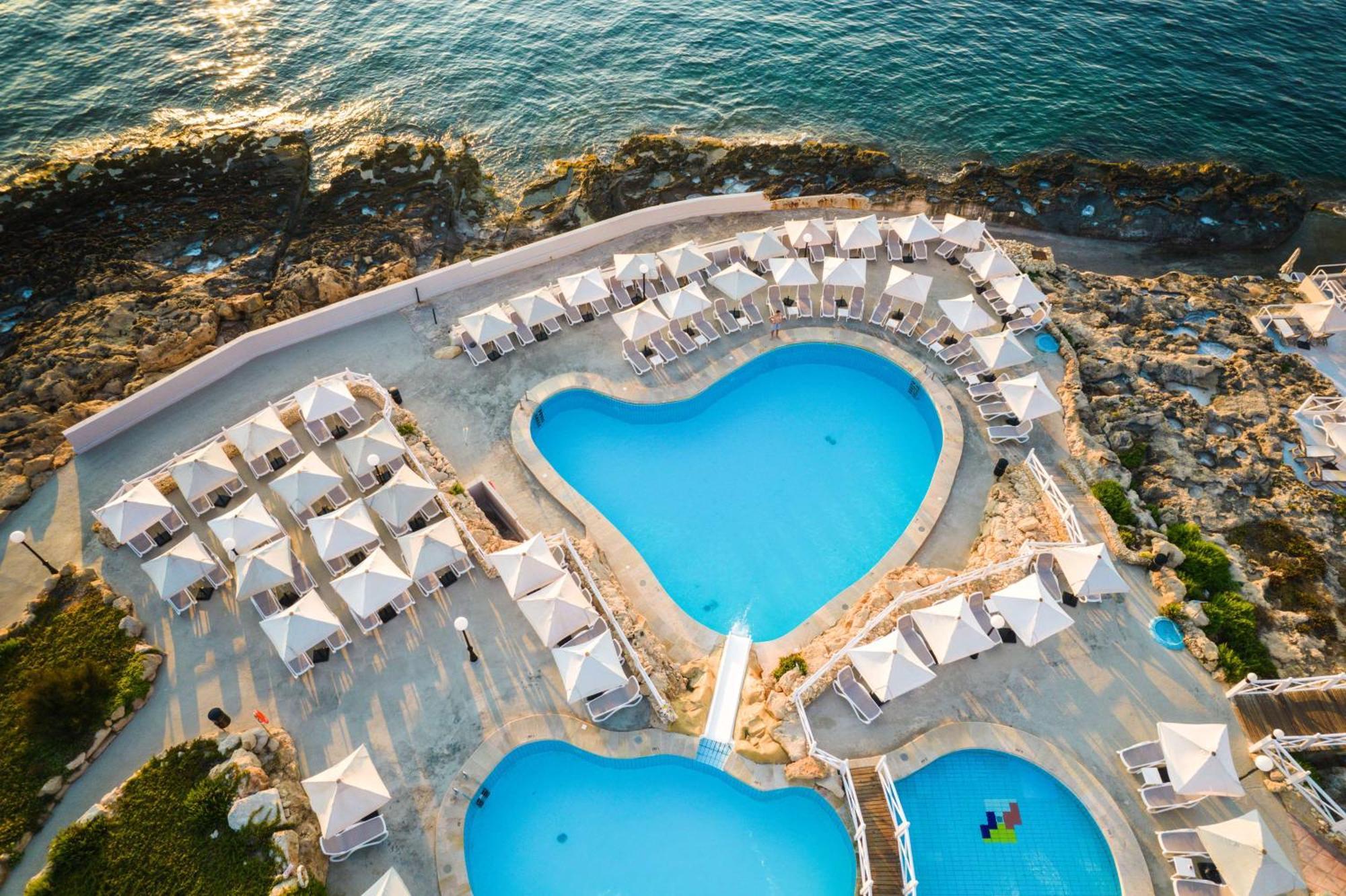 Radisson Blu Resort, Malta Szálloda San Ġiljan